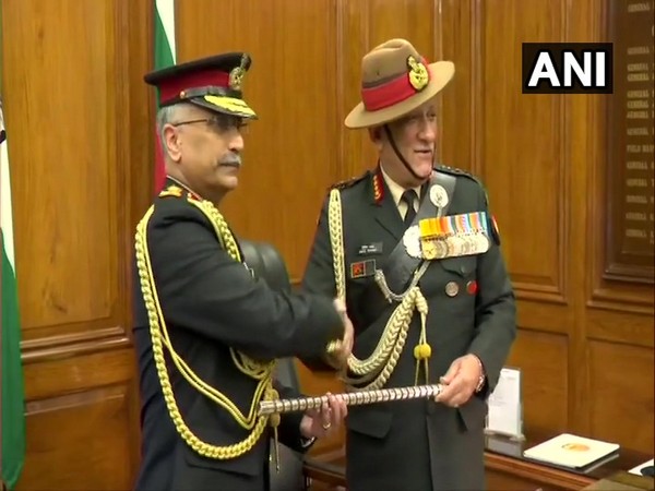 Lt Gen MM Naravane takes charge from General Bipin Rawat in New Delhi on Tuesday. Photo/ANI