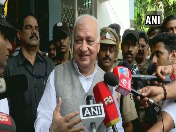 Kerala Governor Arif Mohammad Khan speaking to media persons on Thursday (Photo/ANI)