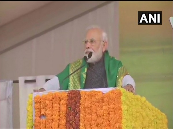 Prime Minister Narendra Modi addressing a public gathering in Tumkur, Karnataka on Thursday. Photo/ANI
