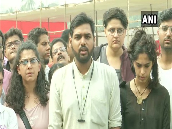 Protestors speaking to ANI