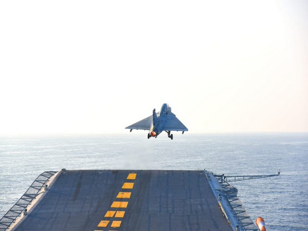 The developmental Light Combat Aircraft (LCA)(N) MK1 undertaking the maiden Ski Jump take-off from INS Vikramaditya on Sunday. Photo/ANI