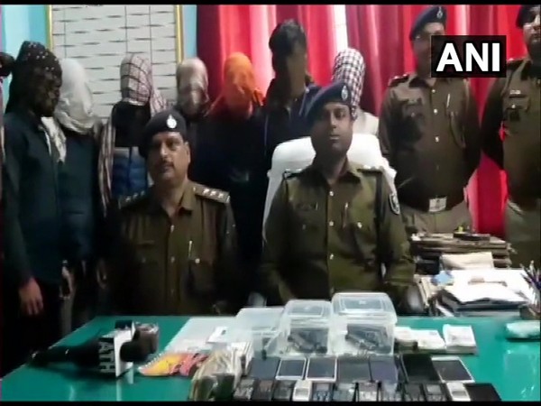 Bodh Gaya SP Rakesh Kumar addressing reporters here on Sunday. Photo/ANI