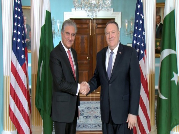 Pakistan Foreign Minister Shah Mahmood Qureshi and US Secretary of State Michael Pompeo in Washington DC on Friday. (Photo Source: SM Qureshi Twitter)