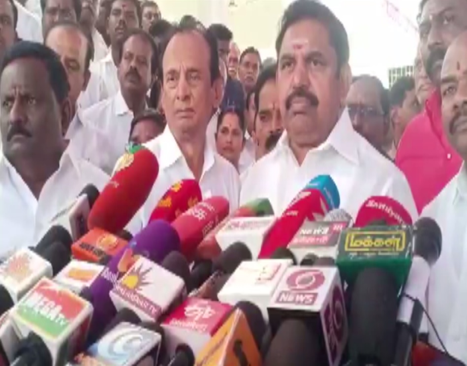 Tamil Nadu Chief Minister Edappadi K Palaniswamy talking to mediapersons in Salem on Tuesday. Photo/ANI