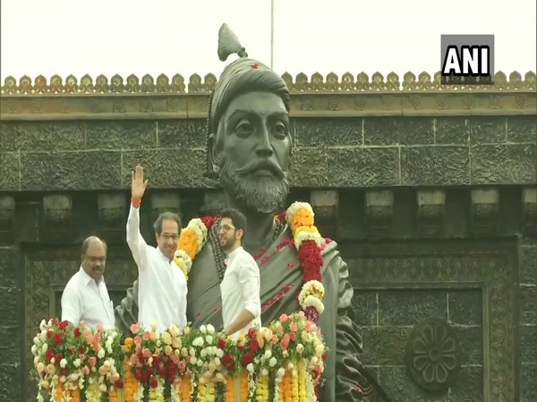 CM Uddhav Thackeray and his son Aaditya Thackeray pay tribute to Chhatrapati Shivaji Maharaj, on Shivaji Jayanti today in Vile Parle, Mumbai. [Photo/ANI]
