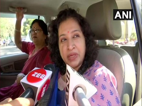Congress leader Shobha Oza speaking to reporters on Wednesday. Photo/ANI