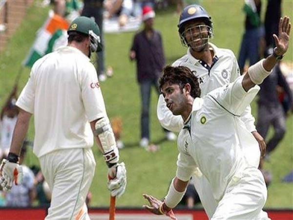 Sreesanth celebrates dismissing Graeme Smith during 2006 Test against South Africa (Photo/ Wasim Jaffer Twitter)