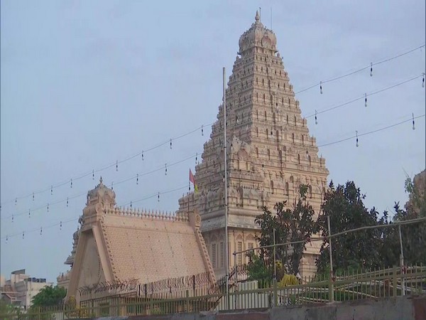 Shree Adya Katyayani Shaktipeeth Mandir, New Delhi