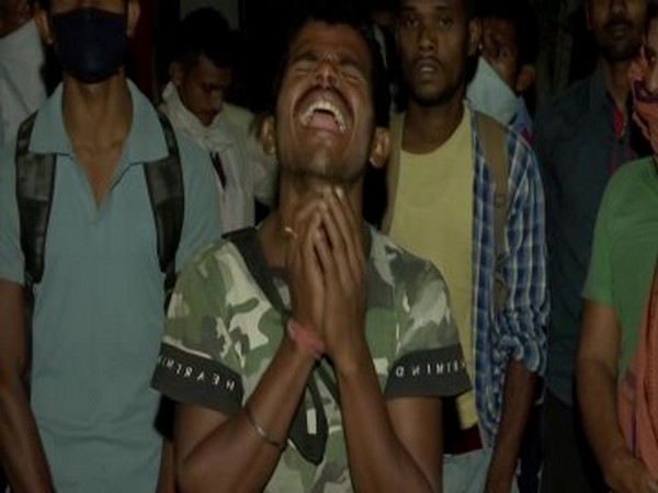 Tipu Yadav, a migrant lanourer