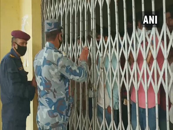 352 Indian migrant labourers working in Nepal's Birgunj have been kept at a hostel of Thakur Ram College.