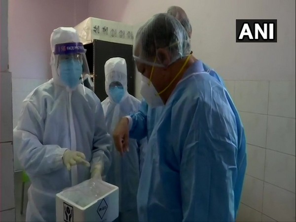 Union Health Minister Harsh Vardhan during his visit to Rajiv Gandhi Super Speciality Hospital in New Delhi [Photo/ANI]