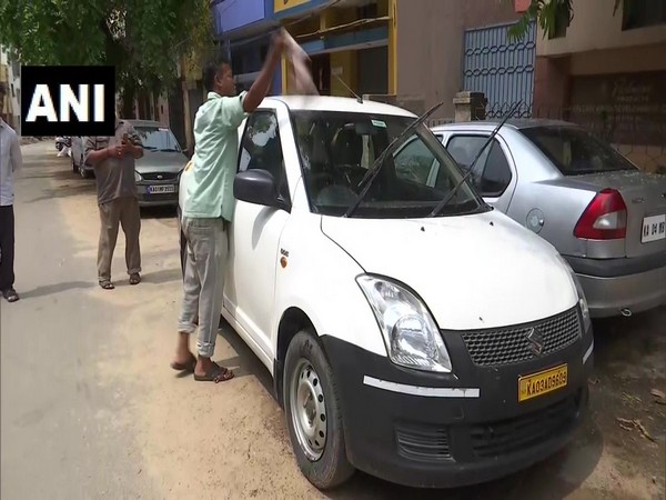 No business for taxi drivers in Bengaluru amid lockdown