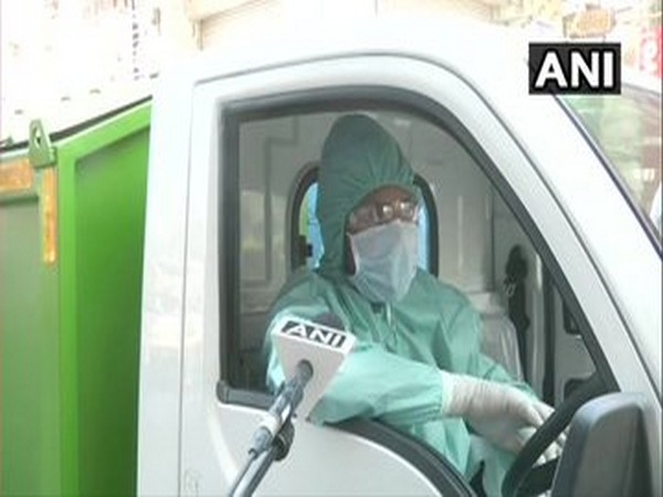 Sandeep, a sanitation worker while speaking to ANI on Thursday (Photo/ANI)