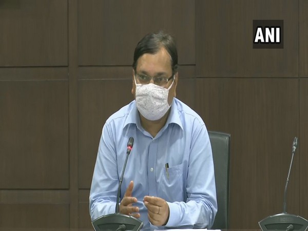 Uttar Pradesh Principal Health Secretary, AMit Mohan Prasad during a press conference on Monday (Photo/ANI)