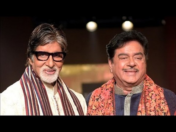 Amitabh Bachchan and Shatrughan Sinha, (Image courtesy: Twitter)