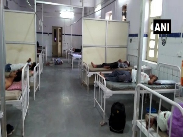 The injured migrant labourers are undergoing treatment at a hospital in Guna.Photo/ANI