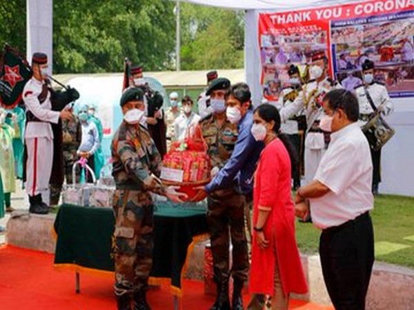Indian Armed forces felicitate COVID-19 warriors of Sir Ganga Ram Hospital in Delhi. 