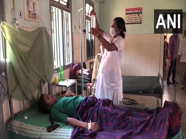 Nurse Roopa Parveen Rao attending to patients at Jayachamarajendra Government Hospital in Shivamogga.