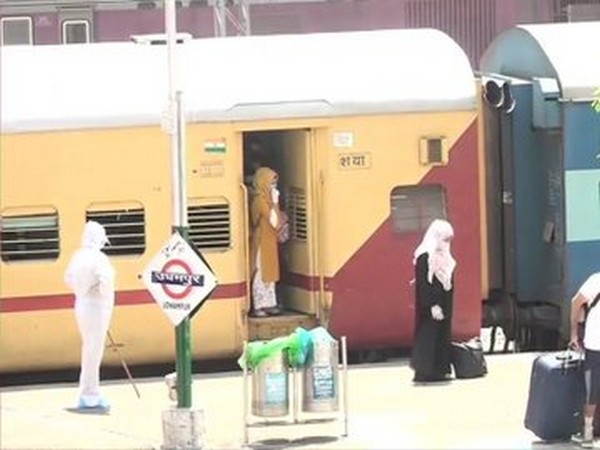 A Shramik special train from Bengaluru carrying migrants reached Udhampur today. [Photo/ANI]
