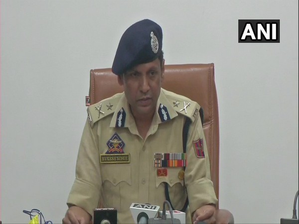 Jammu zone Inspector General of Police, Mukesh Singh speaking to the reporters on Sunday (Photo/ANI)