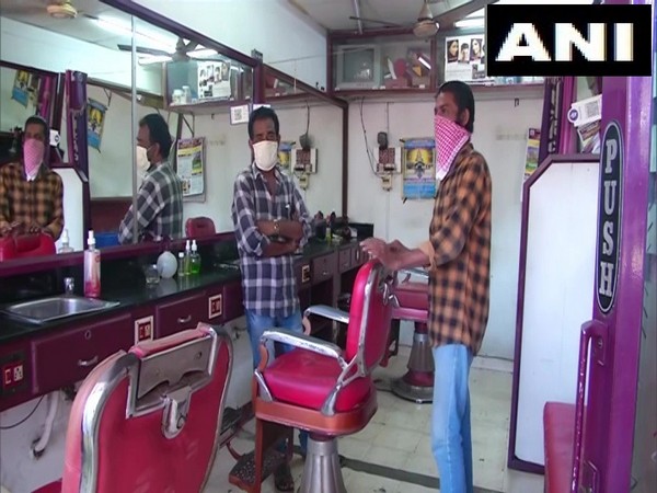 Barber shops and salons reopen in Kochi only for hair cut.