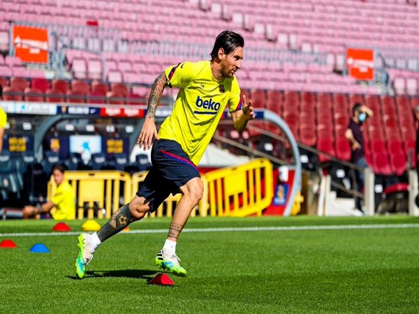 Argentine striker Lionel Messi returns to training (Photo/ FC Barcelona Twitter)