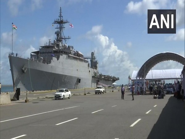  Indians who were stranded in Sri Lanka arrived at the Colombo Port to board the INS Jalashwa (Photo/ANI)