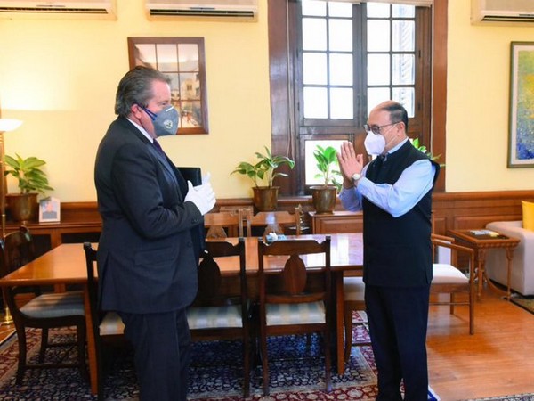 Foreign Secretary Harsh Vardhan Shringla (R) with Russian Ambassador Nikolay Kudashev