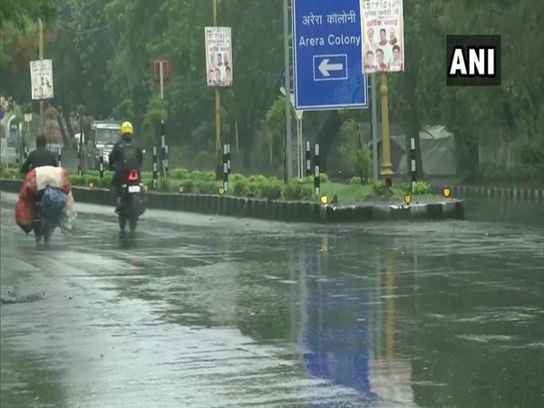 Rain lashes parts of Bhopal on Thursday. [Photo/ANI]