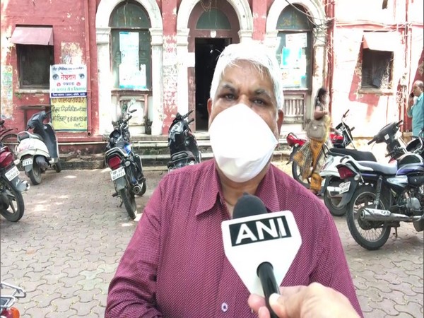 Indore Chief Medical Health Officer Dr BS Sethia speaking to ANI on Monday (Photo/ANI)