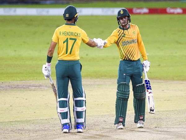 Quinton de Kock and Reeza Hendricks (Photo: Twitter/ICC)