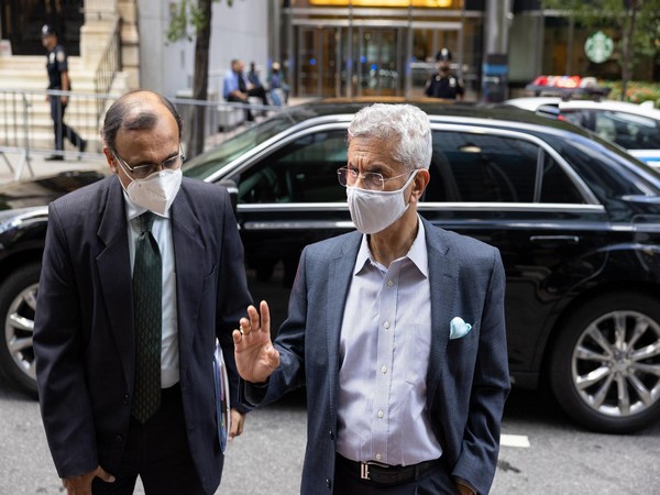 EAM S Jaishankar arrives in New York, welcomed by T S Tirumurti, Permanent Representative and Ambassador of India to United Nations. Photo Courtesy: Twitter/ambtstirumurti