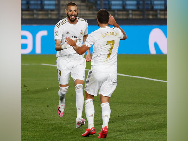 Karim Benzema with Eden Hazard. (Photo/ Real Madrid Twitter) 