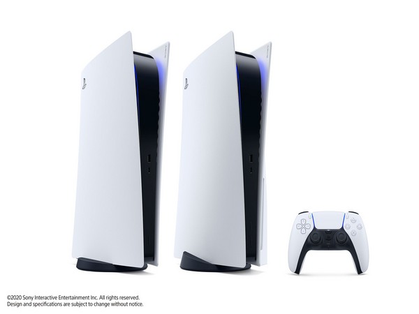 Play Station 5 Digital Edition and Play Station 5 (Photo/ Sony Twitter) 