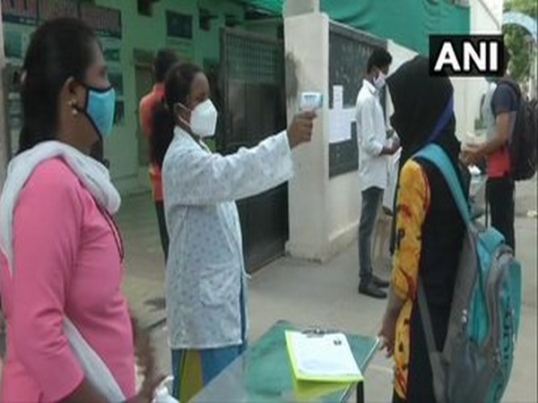 Thermal scanning of students being done in schools of Kalaburagi in view of #COVID19 outbreak.
