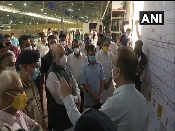 Union Home Minister Amit Shah and Dehi CM Arvind Kejriwal visited COVID-19 Care Centre at Radha Soami Beas in Chhatarpur on Saturday (Photo/ANI)