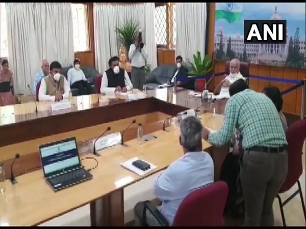 Karnataka CM B S Yediyurappa heald a meeting with a team of officials from the Union Health Ministry in Bengaluru on Tuesday (Photo/ANI)