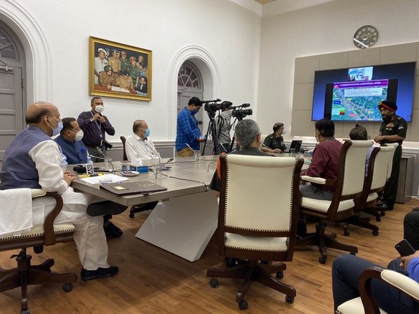 Defence Minister Rajnath Singh inaugurating 6 bridges constructed by the Border Roads Organisation (BRO) in Jammu and Kashmir. [Photo/ANI]