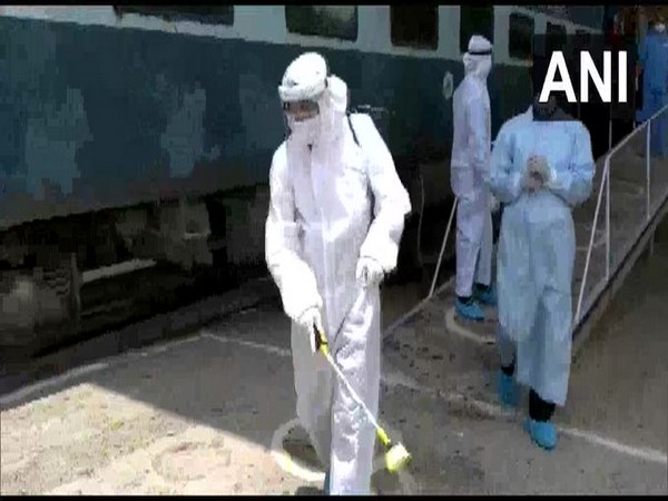 Northern Railways has converted 503 coaches into isolation wards for those infected with coronavirus in Delhi-NCR. [Photo/ANI]