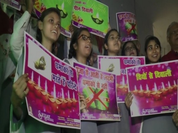 Students from a Kanpur school campaigned for celebrating eco-friendly Diwali.