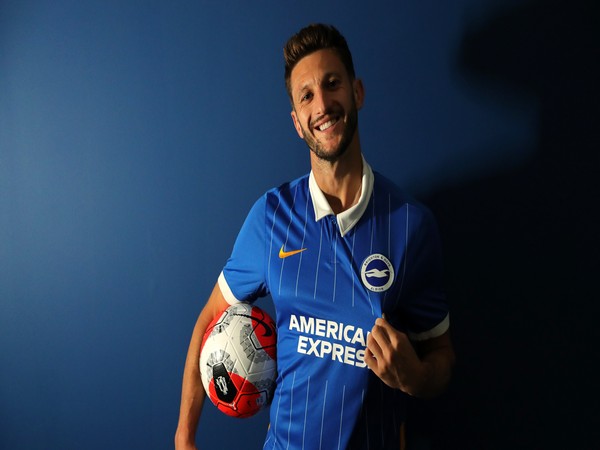 Adam Lallana (Photo/ Brighton and Hove Albion Twitter) 
