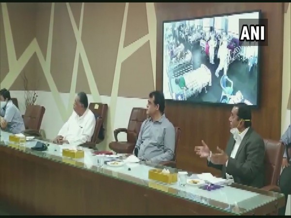Karnataka Deputy CM Ashwathnarayan holding a meeting with the hospital officials on Saturday. [Photo/ANI]
