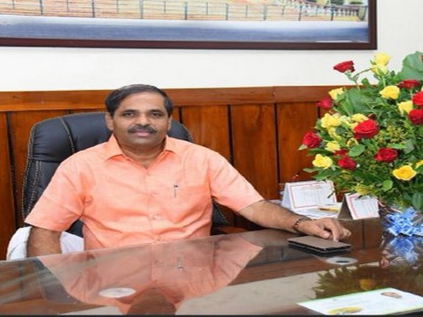 Karnataka Congress leader R Prasanna Kumar (file photo)