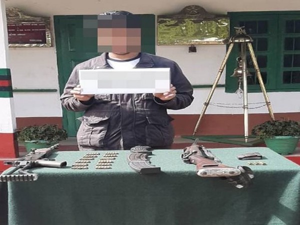Security forces apprehended an arms dealer near Kholeboto in Zunheboto District of Nagaland on Saturday (Photo/Eastern Command on Twitter)