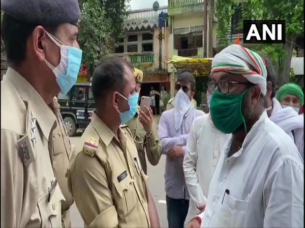 Congress chief Ajay Kumar Lallu detained by UP police (Photo/ANI)