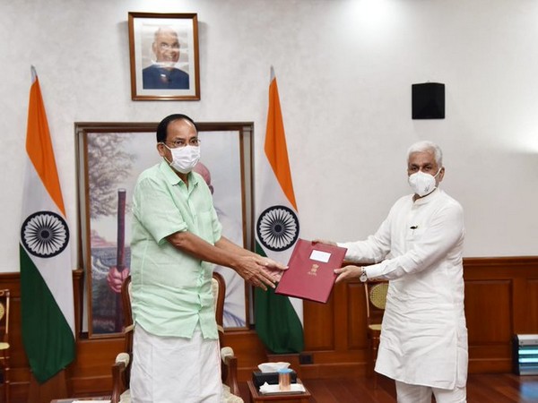 Vijay Sai Reddy, Chairman of Department Related Standing Committee on Commerce meeting Vice President.