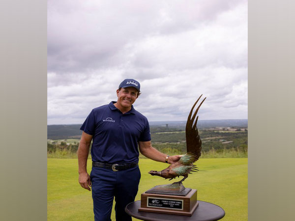 Golf player Phil Mickelson (Photo/ Phil Mickelson Twitter)