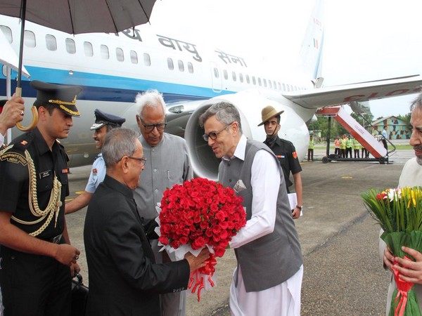 Omar Abdullah with former President Pranab Mukherjee (Photo/Twitter/Omar Abdullah)