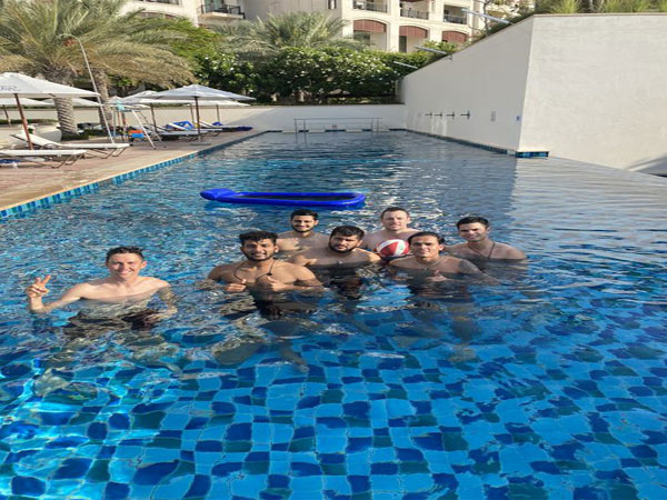 Arjun Tendulkar along with MI players (Photo/ Rahul Chahar Twitter)