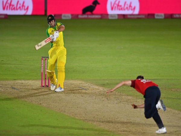Australia and England players in action during third T20I. (Photo/ ICC Twitter) 